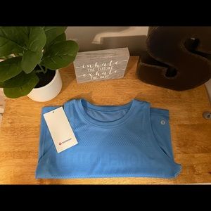 Breeze By Muscle Crop Tank